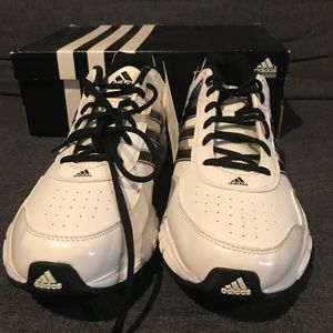 NWT ADIDAS FALCON TRAINER 3 mens size 11